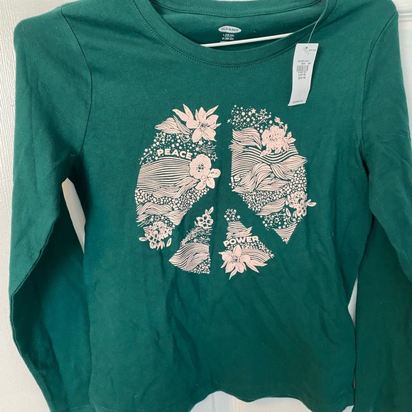 Girls Old Navy 2/$5 lot. NWT. - Picture 2 of 2